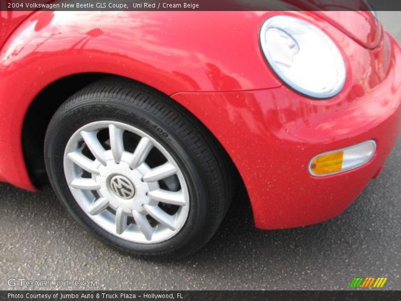 Uni Red / Cream Beige 2004 Volkswagen New Beetle GLS Coupe
