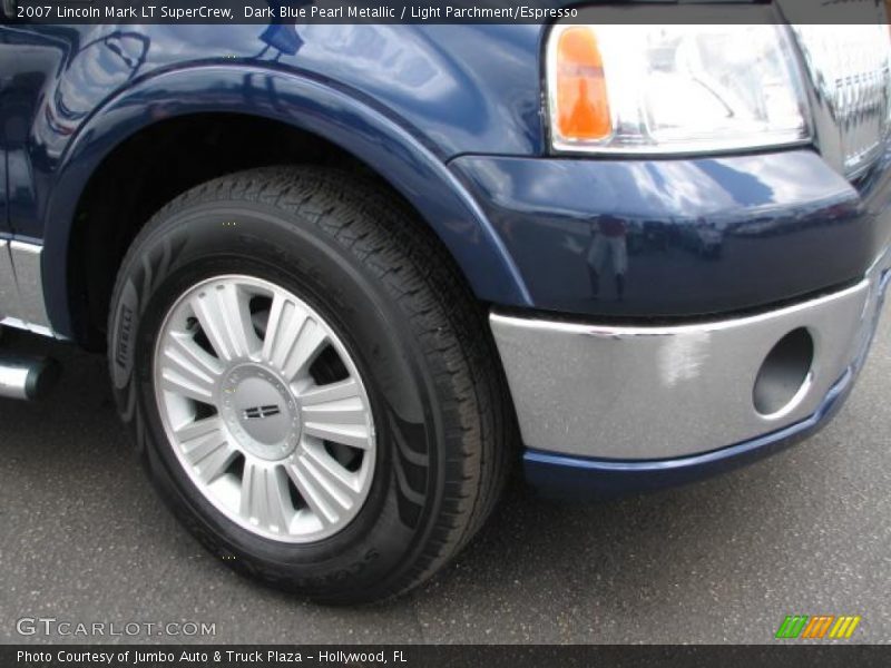 Dark Blue Pearl Metallic / Light Parchment/Espresso 2007 Lincoln Mark LT SuperCrew