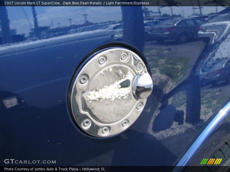 Dark Blue Pearl Metallic / Light Parchment/Espresso 2007 Lincoln Mark LT SuperCrew