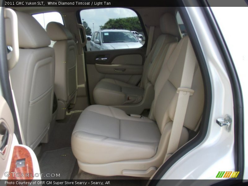 White Diamond Tintcoat / Light Tan 2011 GMC Yukon SLT
