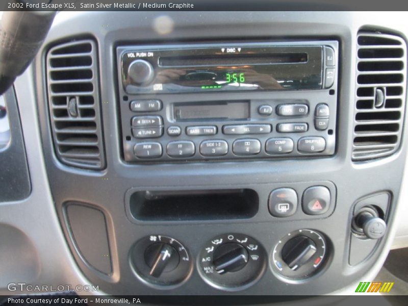 Satin Silver Metallic / Medium Graphite 2002 Ford Escape XLS
