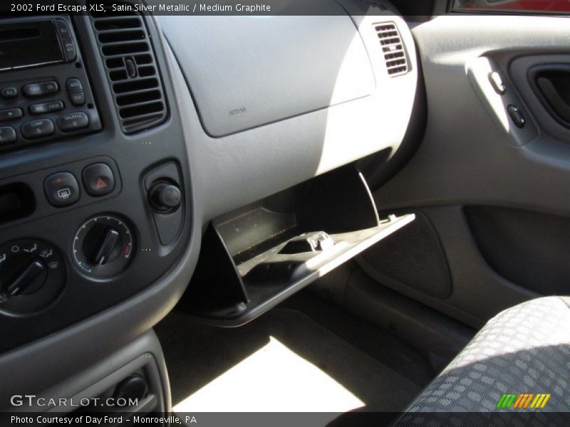 Satin Silver Metallic / Medium Graphite 2002 Ford Escape XLS