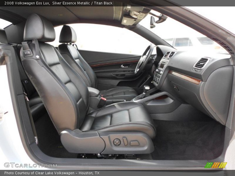  2008 Eos Lux Titan Black Interior