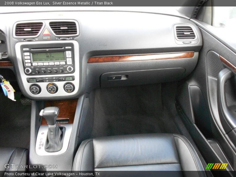 Silver Essence Metallic / Titan Black 2008 Volkswagen Eos Lux