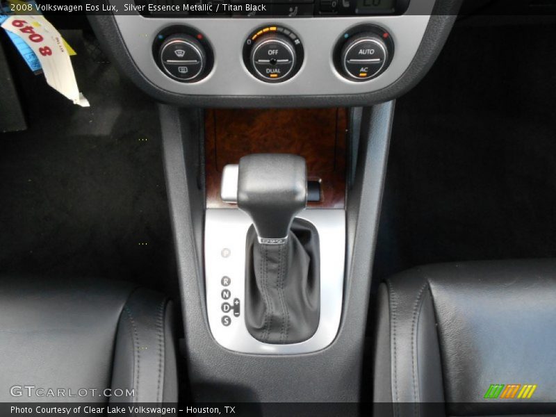 Silver Essence Metallic / Titan Black 2008 Volkswagen Eos Lux