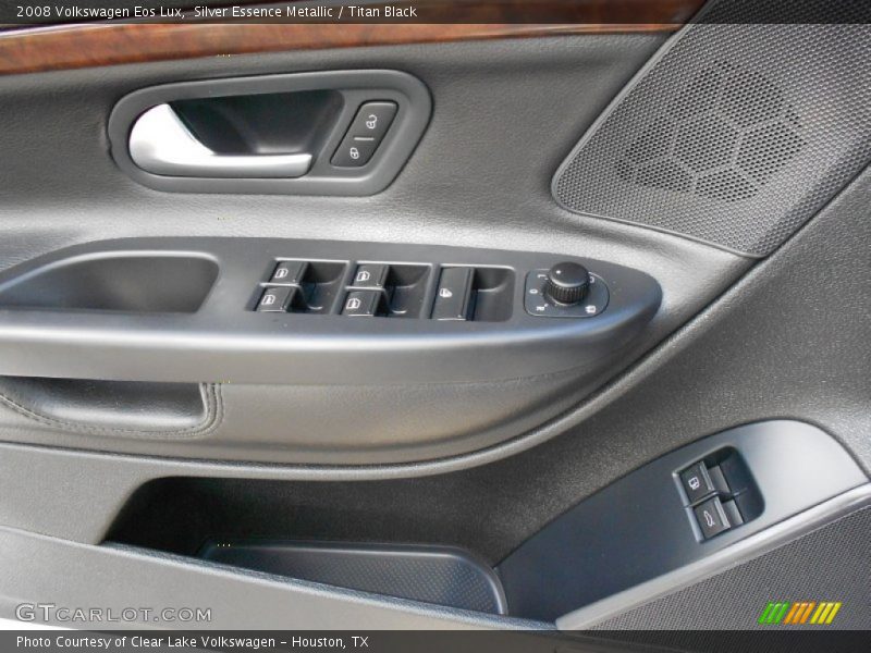 Silver Essence Metallic / Titan Black 2008 Volkswagen Eos Lux