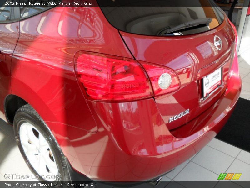 Venom Red / Gray 2009 Nissan Rogue SL AWD