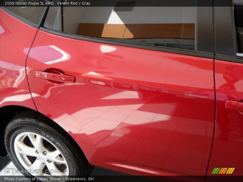Venom Red / Gray 2009 Nissan Rogue SL AWD