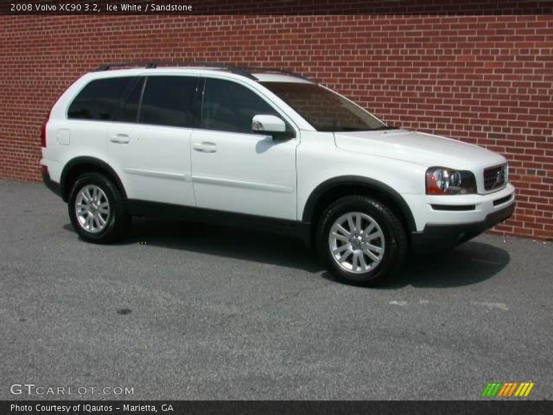 Ice White / Sandstone 2008 Volvo XC90 3.2