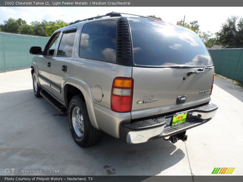 Light Pewter Metallic / Medium Gray/Neutral 2002 Chevrolet Tahoe LS