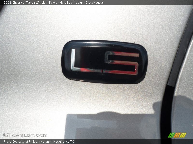  2002 Tahoe LS Logo