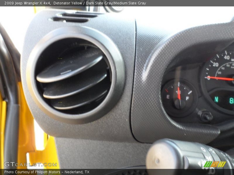 Detonator Yellow / Dark Slate Gray/Medium Slate Gray 2009 Jeep Wrangler X 4x4
