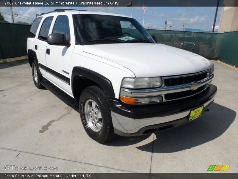 Summit White / Graphite/Medium Gray 2002 Chevrolet Tahoe LS