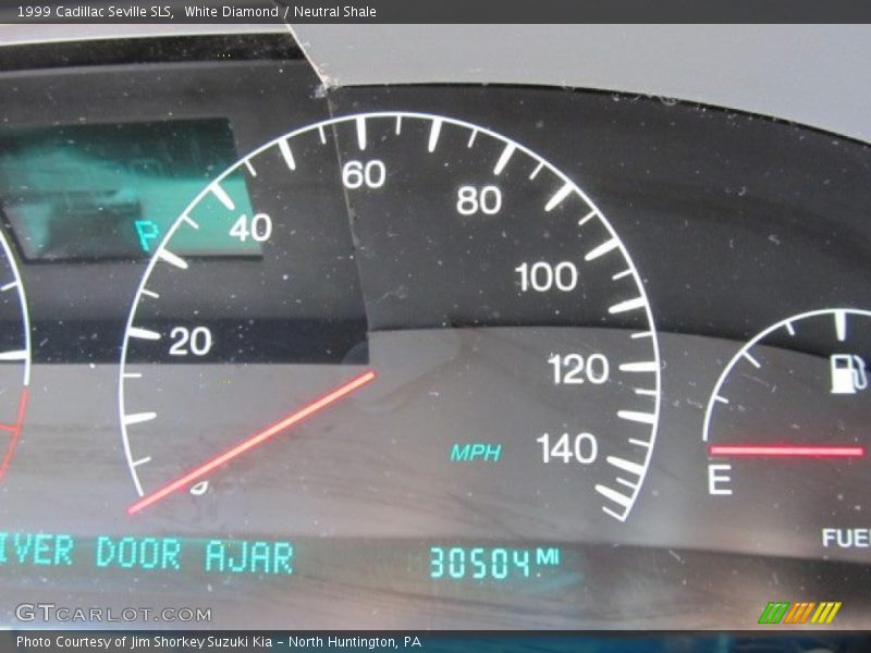White Diamond / Neutral Shale 1999 Cadillac Seville SLS