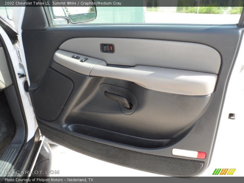 Summit White / Graphite/Medium Gray 2002 Chevrolet Tahoe LS