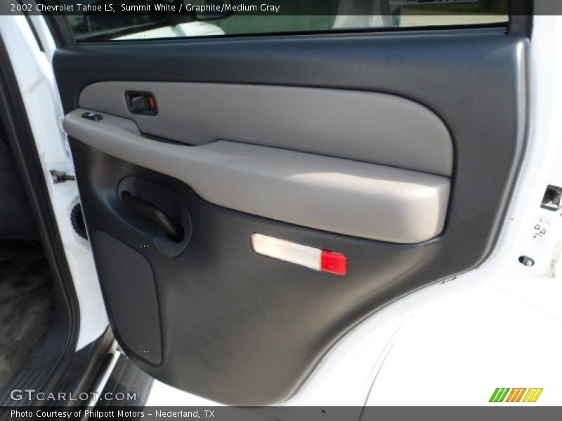Summit White / Graphite/Medium Gray 2002 Chevrolet Tahoe LS