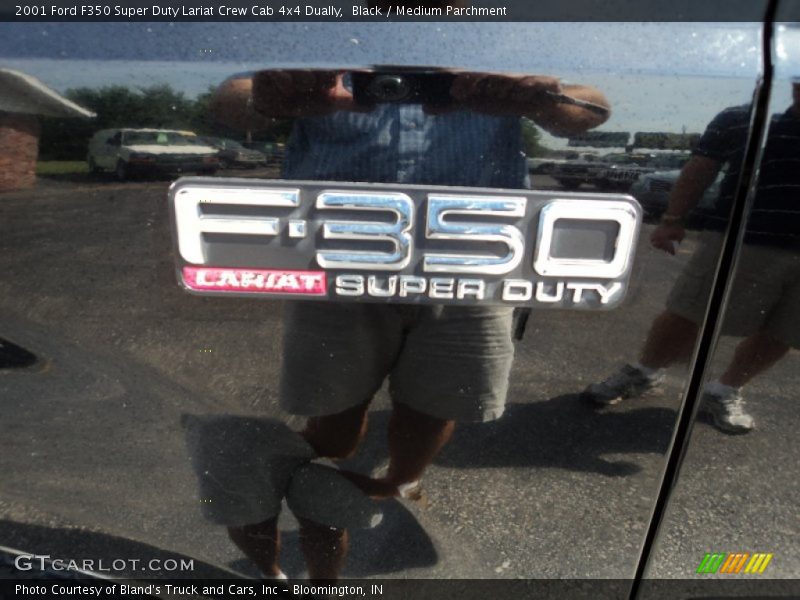  2001 F350 Super Duty Lariat Crew Cab 4x4 Dually Logo
