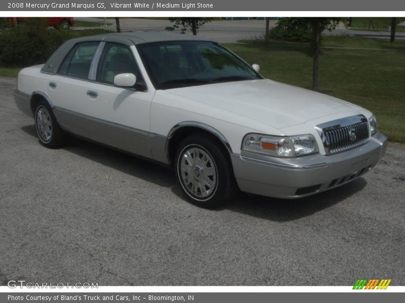 Vibrant White / Medium Light Stone 2008 Mercury Grand Marquis GS