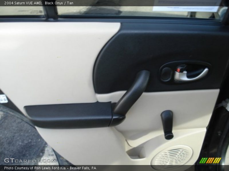 Black Onyx / Tan 2004 Saturn VUE AWD