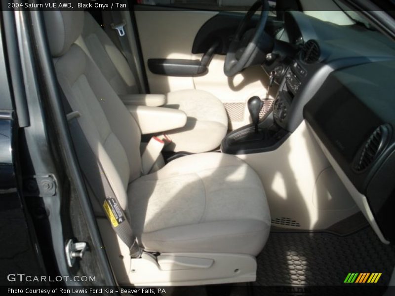 Black Onyx / Tan 2004 Saturn VUE AWD