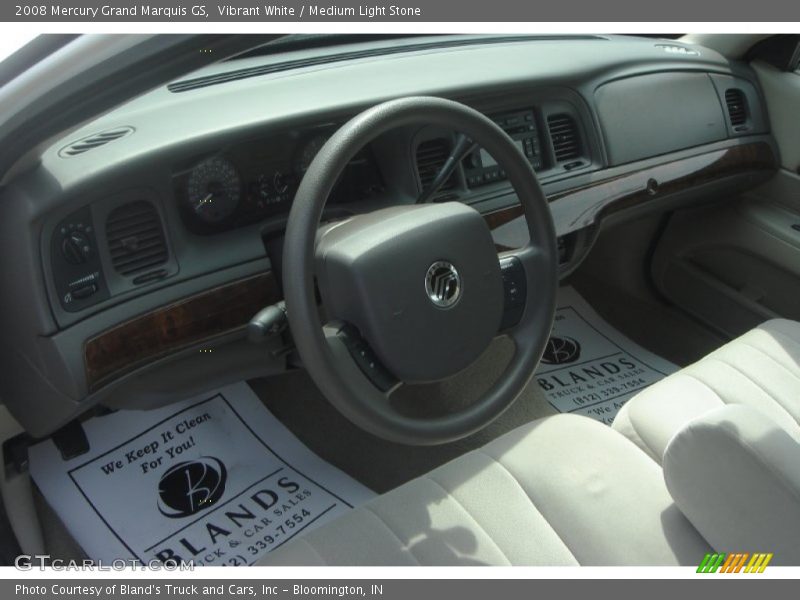 Vibrant White / Medium Light Stone 2008 Mercury Grand Marquis GS