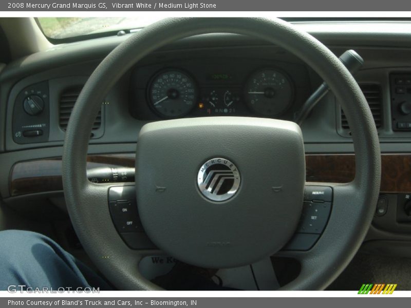 Vibrant White / Medium Light Stone 2008 Mercury Grand Marquis GS
