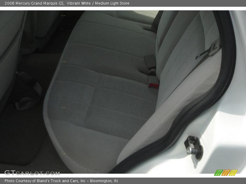 Vibrant White / Medium Light Stone 2008 Mercury Grand Marquis GS