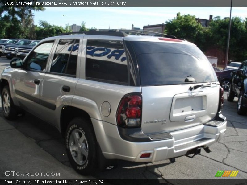 Silverstone Metallic / Light Gray 2005 Chevrolet TrailBlazer LS 4x4