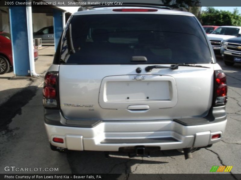 Silverstone Metallic / Light Gray 2005 Chevrolet TrailBlazer LS 4x4
