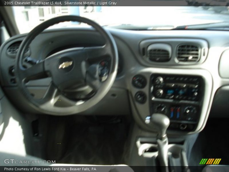 Silverstone Metallic / Light Gray 2005 Chevrolet TrailBlazer LS 4x4