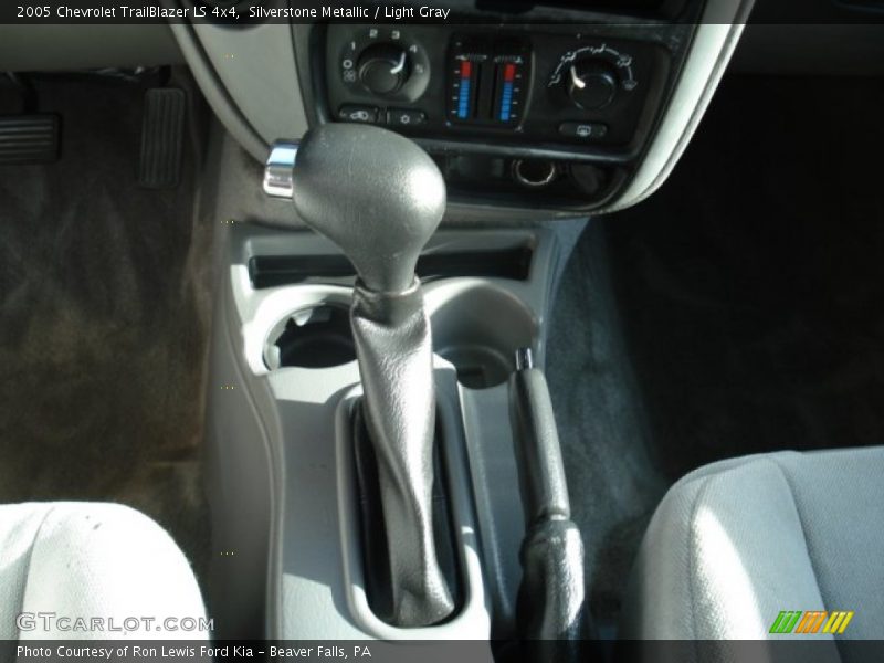 Silverstone Metallic / Light Gray 2005 Chevrolet TrailBlazer LS 4x4