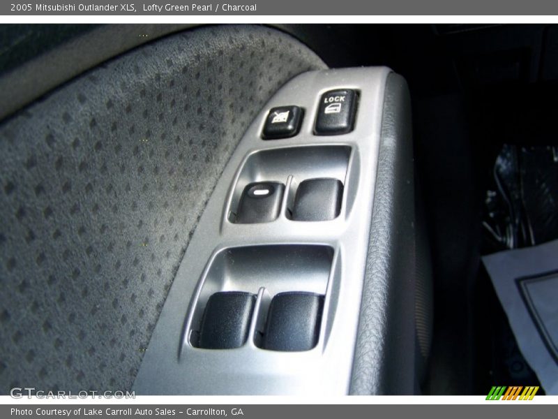 Lofty Green Pearl / Charcoal 2005 Mitsubishi Outlander XLS