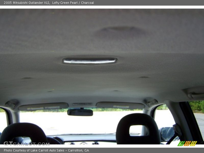 Lofty Green Pearl / Charcoal 2005 Mitsubishi Outlander XLS