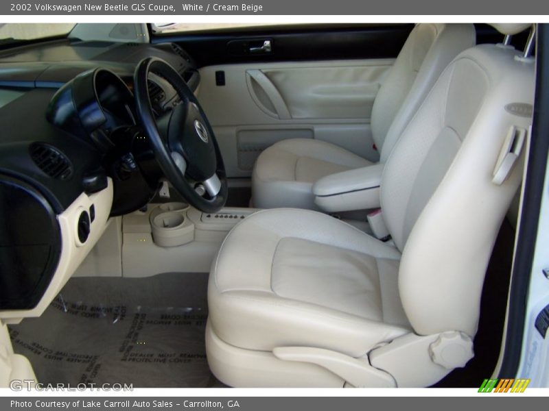 White / Cream Beige 2002 Volkswagen New Beetle GLS Coupe