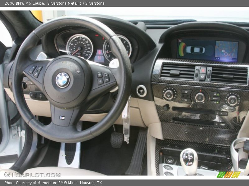 Dashboard of 2006 M6 Coupe