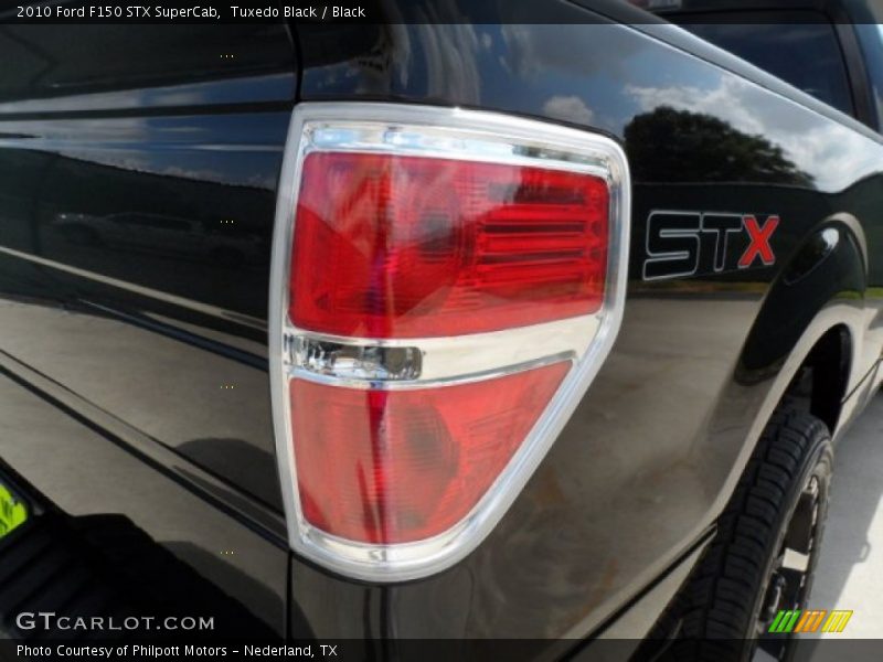 Tuxedo Black / Black 2010 Ford F150 STX SuperCab