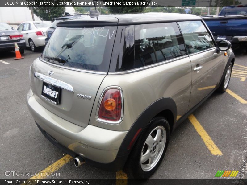 Sparkling Silver Metallic / Checkered Carbon Black/Black 2010 Mini Cooper Hardtop