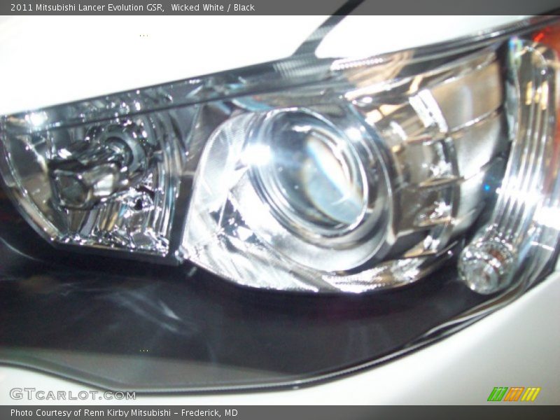 Wicked White / Black 2011 Mitsubishi Lancer Evolution GSR