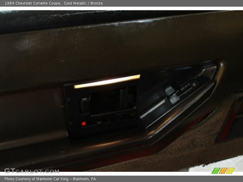 Gold Metallic / Bronze 1984 Chevrolet Corvette Coupe
