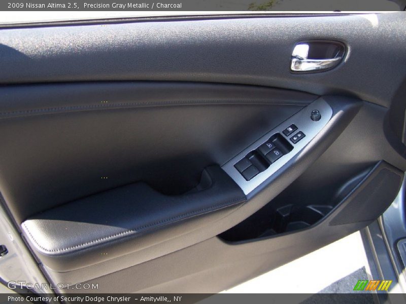 Precision Gray Metallic / Charcoal 2009 Nissan Altima 2.5
