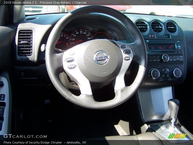 Precision Gray Metallic / Charcoal 2009 Nissan Altima 2.5