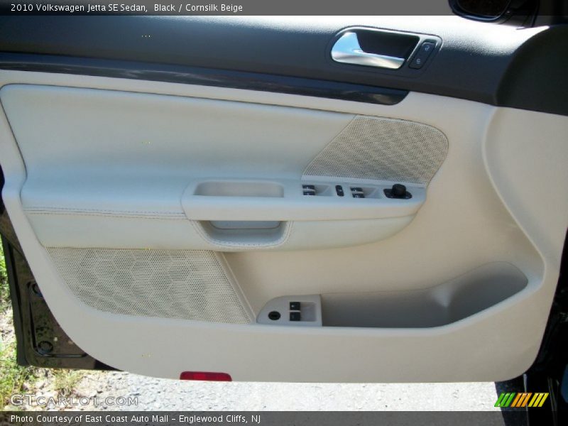 Black / Cornsilk Beige 2010 Volkswagen Jetta SE Sedan