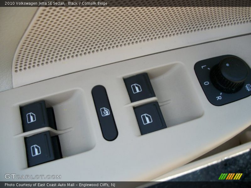 Black / Cornsilk Beige 2010 Volkswagen Jetta SE Sedan
