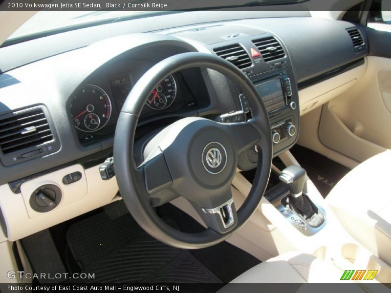 Black / Cornsilk Beige 2010 Volkswagen Jetta SE Sedan