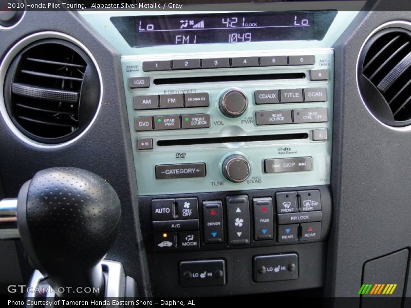 Controls of 2010 Pilot Touring