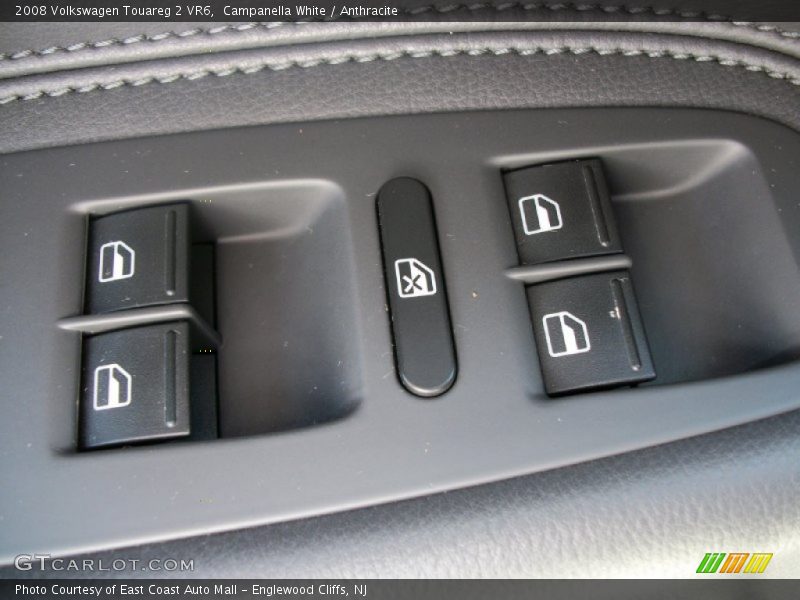 Campanella White / Anthracite 2008 Volkswagen Touareg 2 VR6