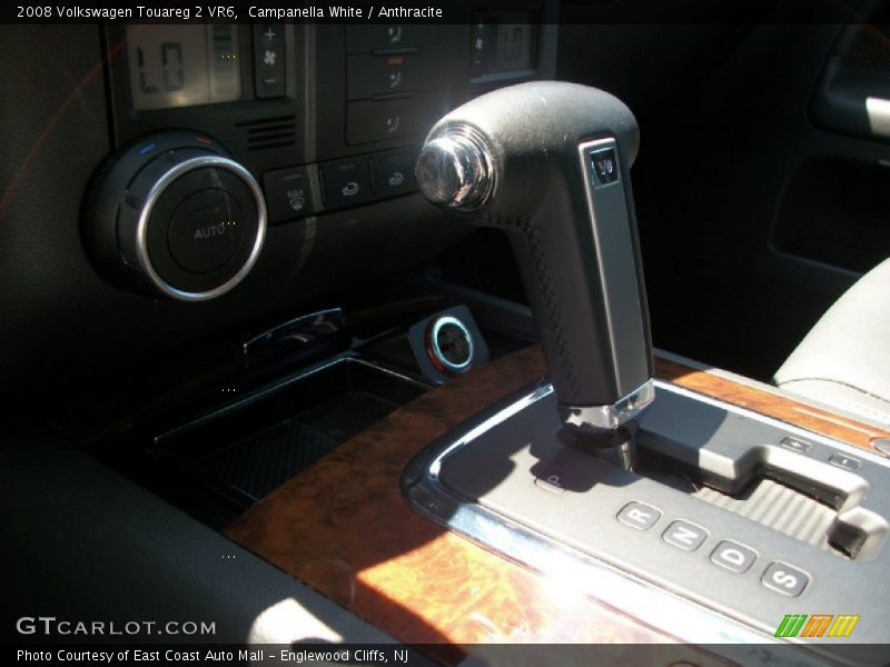 Campanella White / Anthracite 2008 Volkswagen Touareg 2 VR6