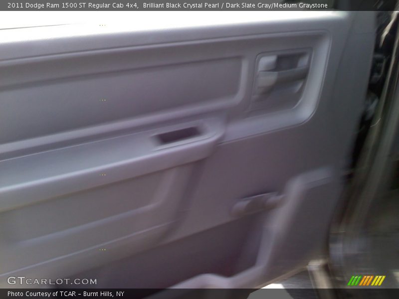 Brilliant Black Crystal Pearl / Dark Slate Gray/Medium Graystone 2011 Dodge Ram 1500 ST Regular Cab 4x4