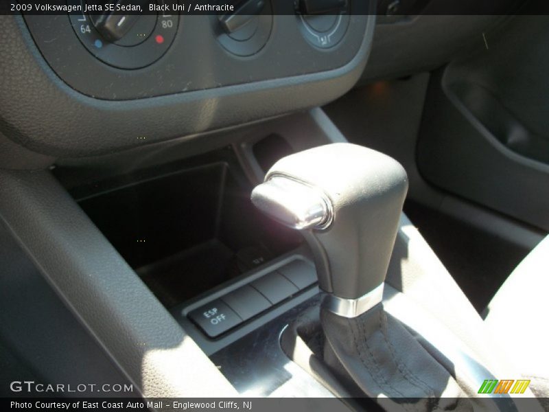 Black Uni / Anthracite 2009 Volkswagen Jetta SE Sedan
