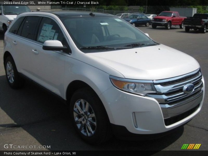 White Platinum Tri-Coat / Charcoal Black 2011 Ford Edge SEL